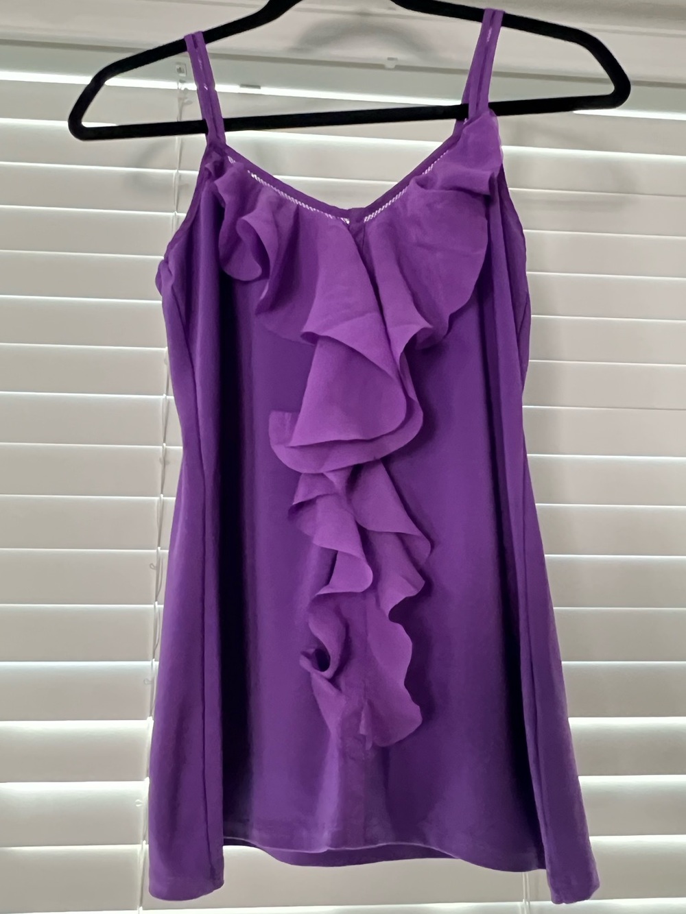 White House Black Market Purple Ruffle Cami Top. Size XS.